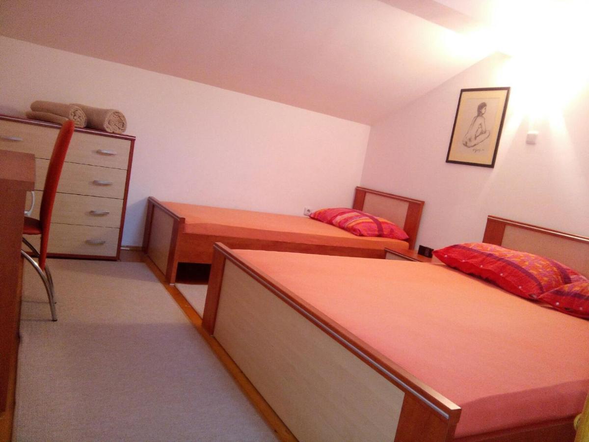 Apartment Malkoc ซริกเวนิซา ภายนอก รูปภาพ