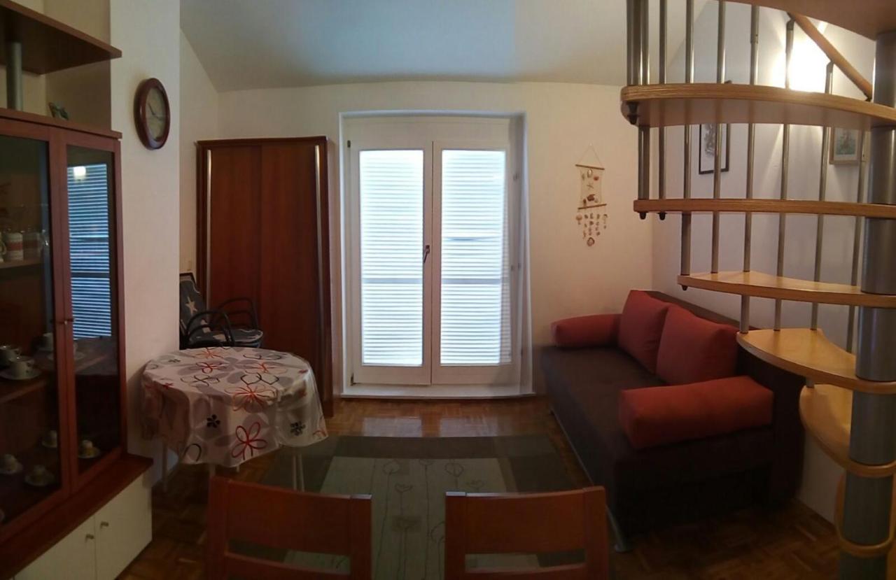 Apartment Malkoc ซริกเวนิซา ภายนอก รูปภาพ