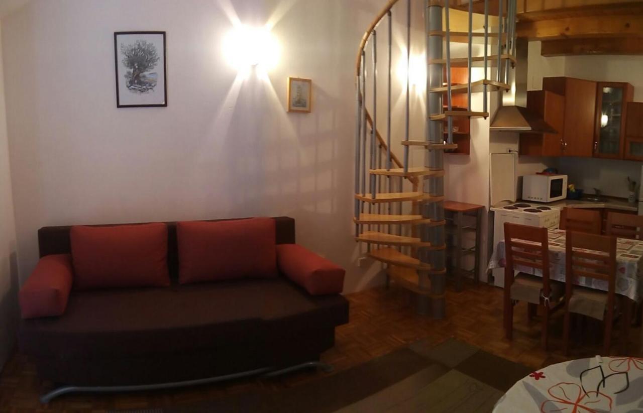 Apartment Malkoc ซริกเวนิซา ภายนอก รูปภาพ