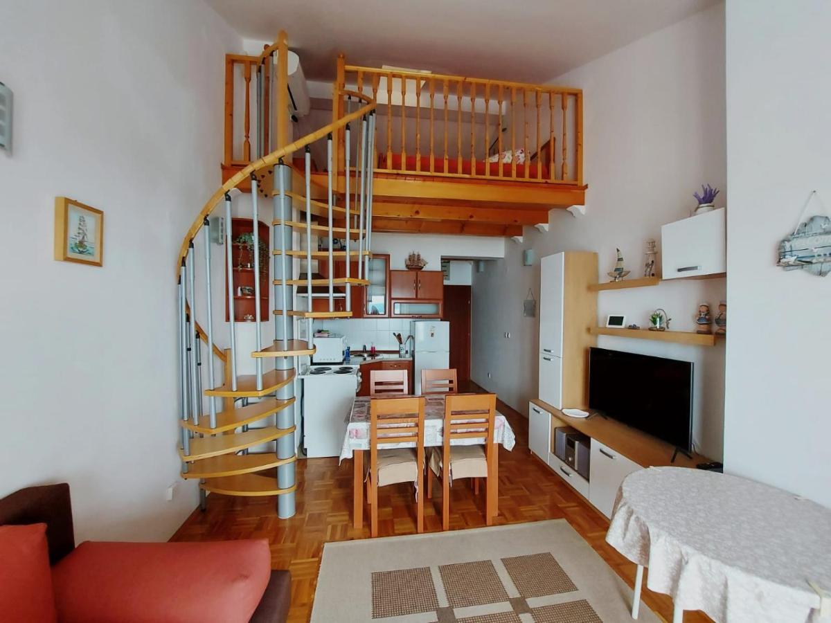 Apartment Malkoc ซริกเวนิซา ภายนอก รูปภาพ
